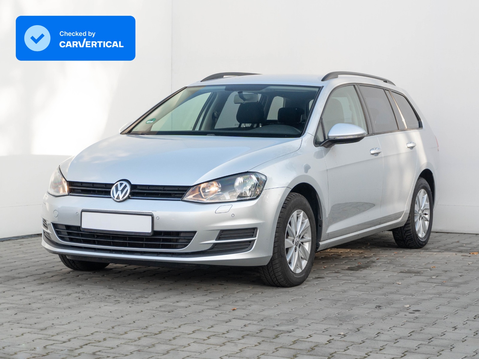 VW Golf VII Variant Trendline 1.6 TDI DSG