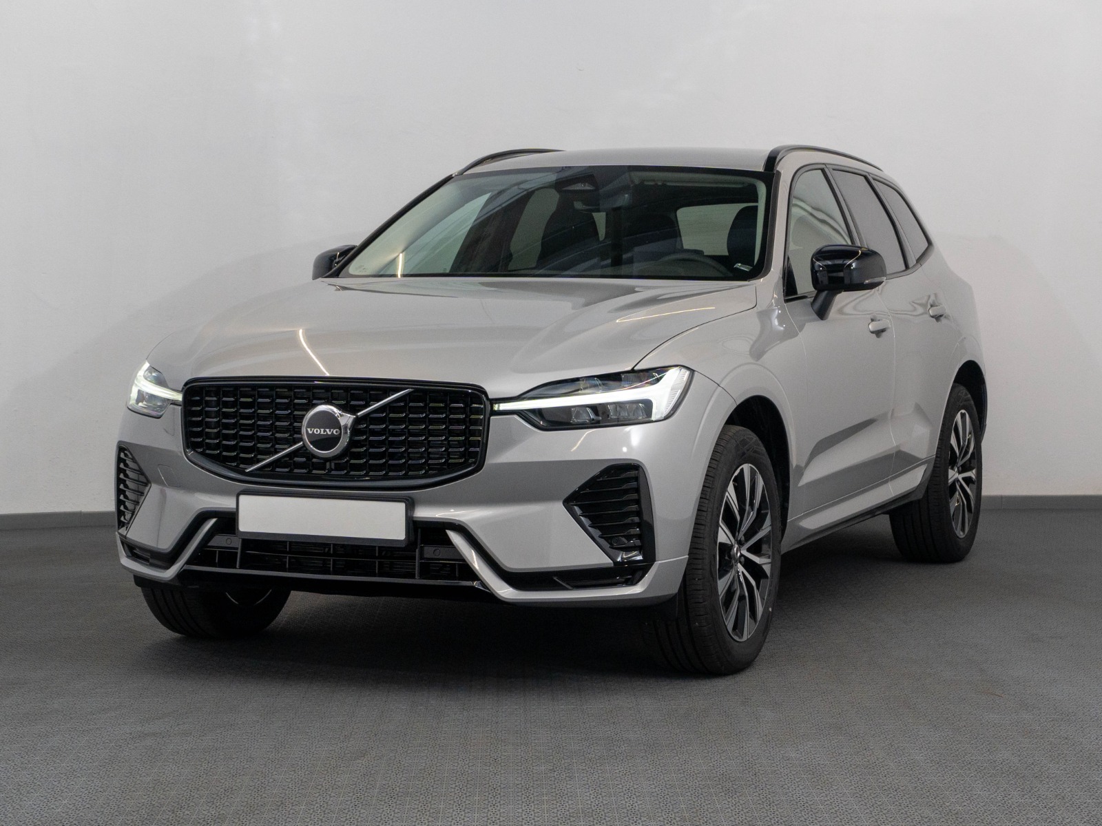 Volvo XC60 B4 Plus Dark AWD Geartronic