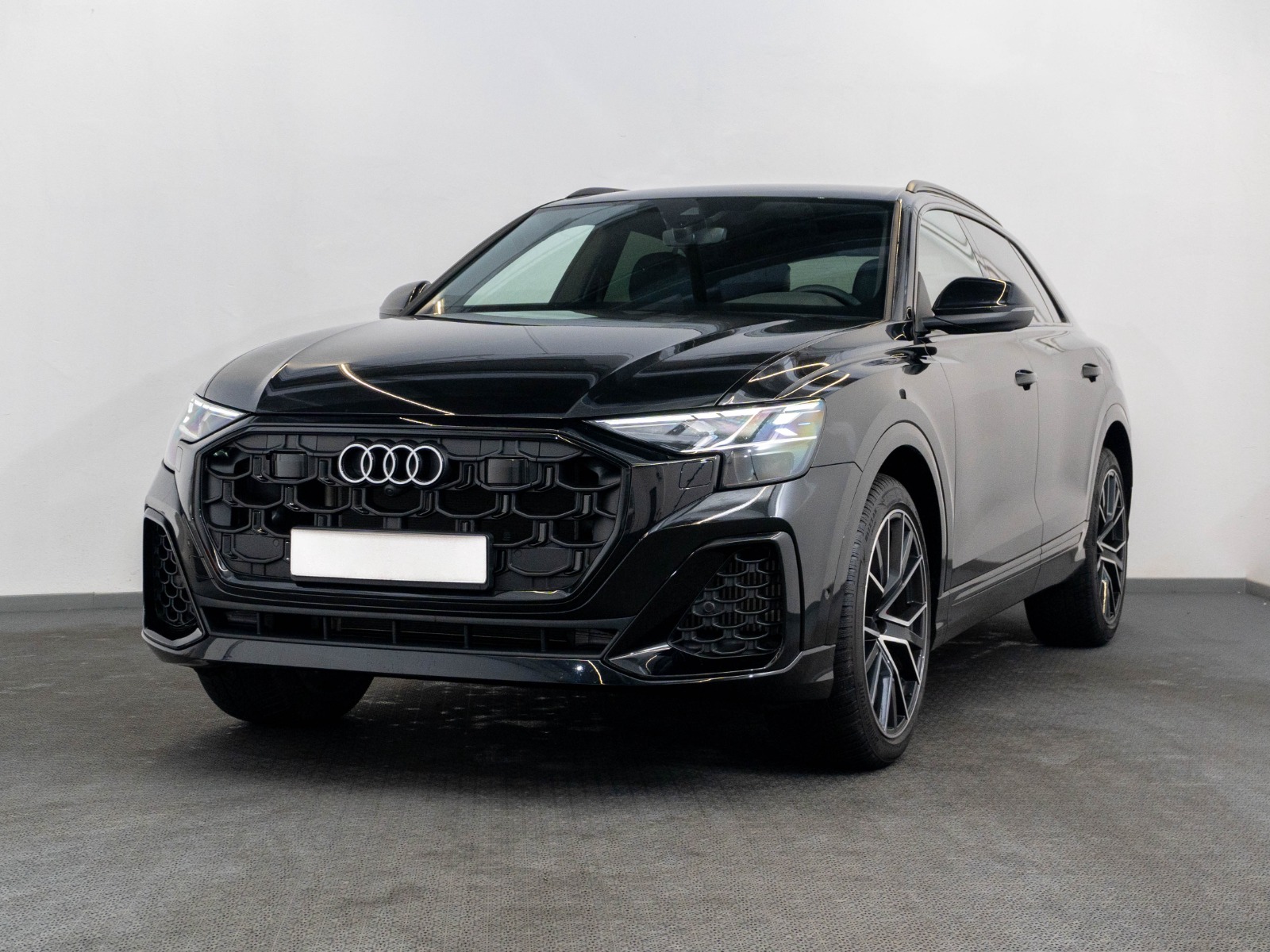 Audi Q8 55 TFSI quattro